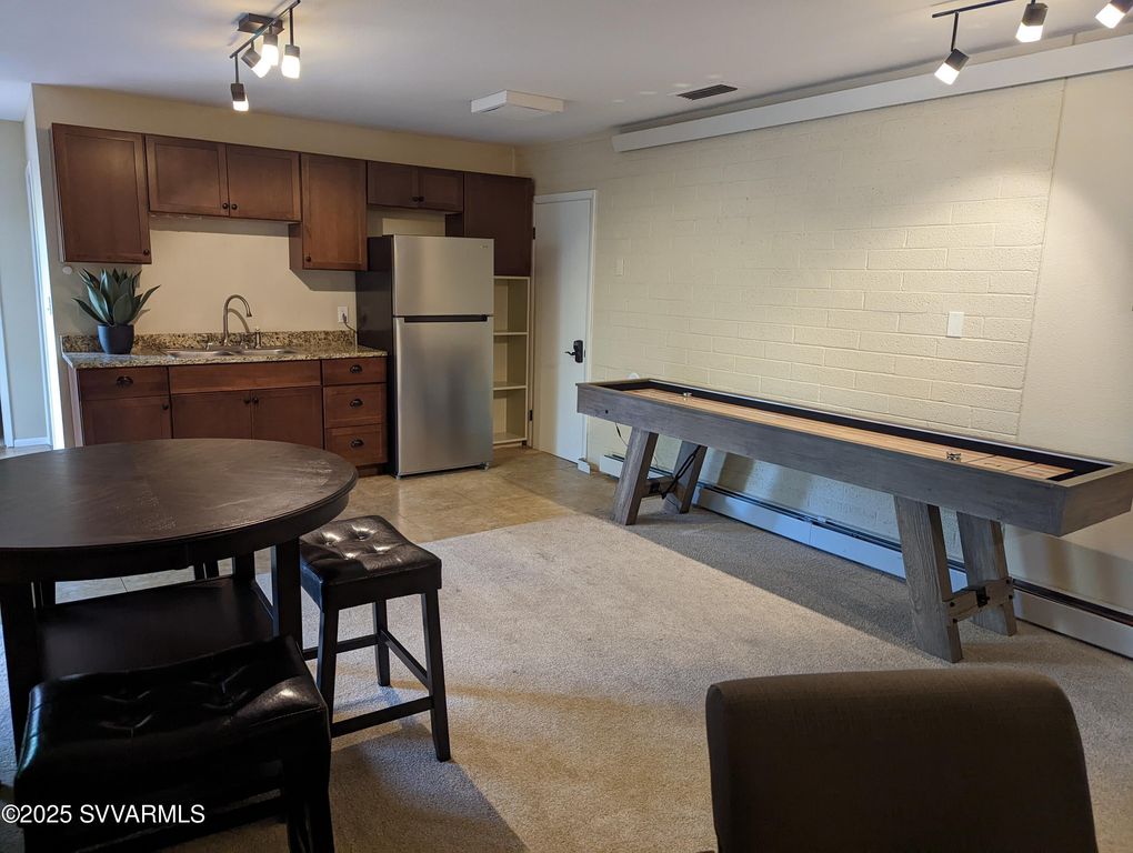 Image 22 of property listing at 15 MISSION Circle, Sedona, AZ 86336