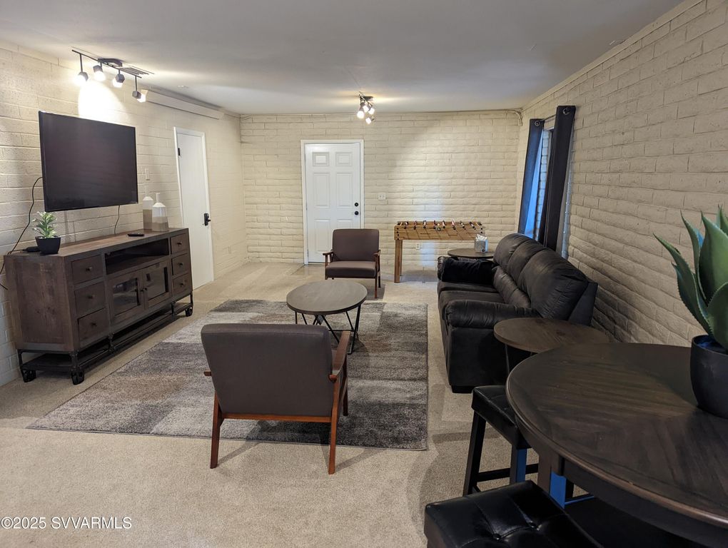 Image 23 of property listing at 15 MISSION Circle, Sedona, AZ 86336