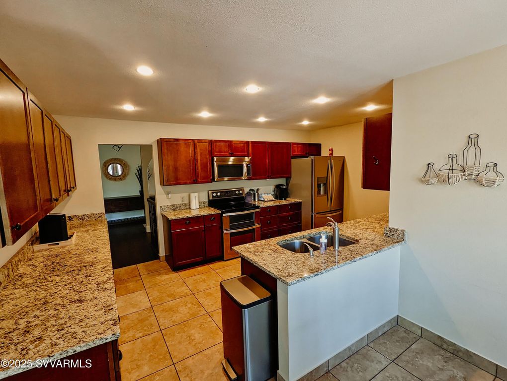 Image 28 of property listing at 15 MISSION Circle, Sedona, AZ 86336