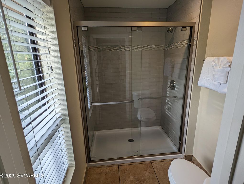 Image 34 of property listing at 15 MISSION Circle, Sedona, AZ 86336