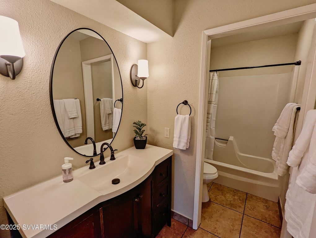Image 36 of property listing at 15 MISSION Circle, Sedona, AZ 86336