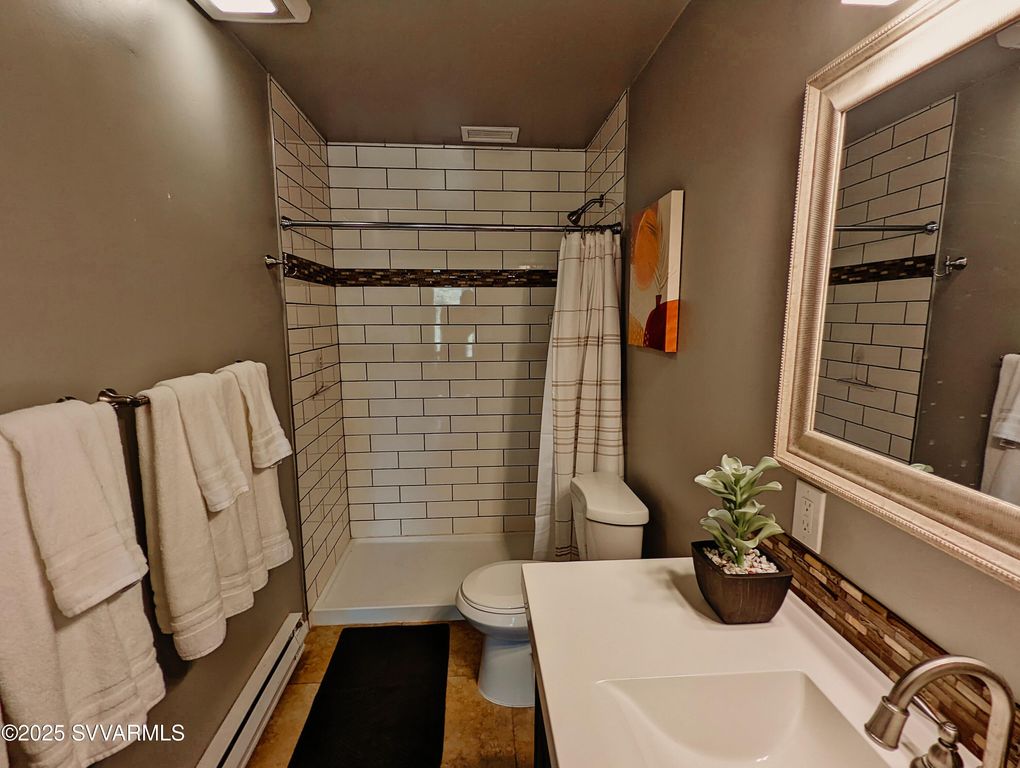 Image 37 of property listing at 15 MISSION Circle, Sedona, AZ 86336