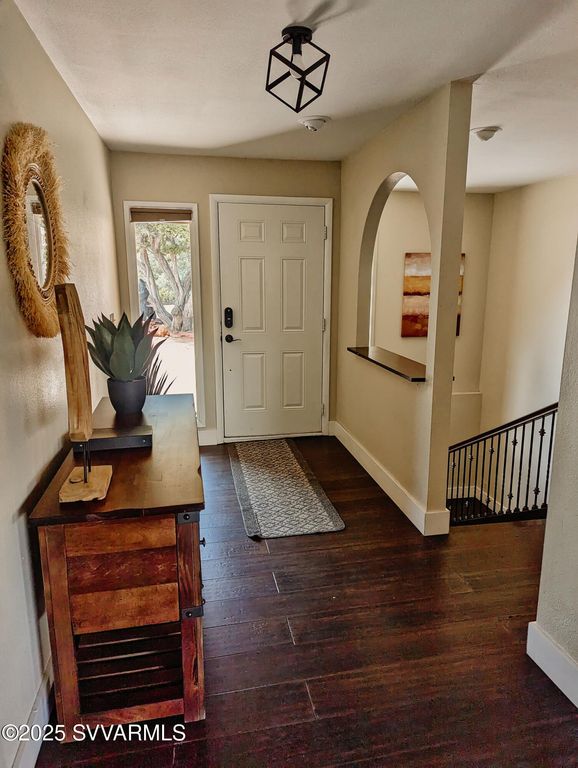 Image 39 of property listing at 15 MISSION Circle, Sedona, AZ 86336