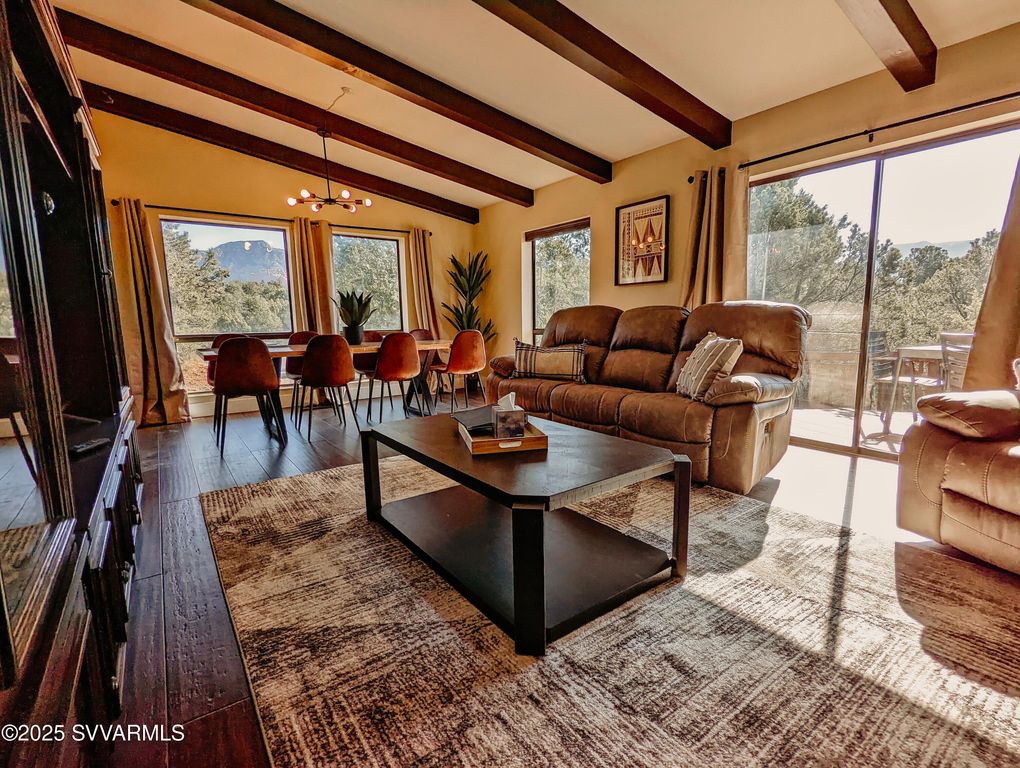 Image 6 of property listing at 15 MISSION Circle, Sedona, AZ 86336