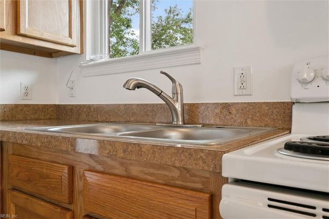 41 W Virginia AVE, Hampton, VA 23663