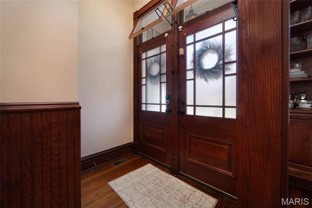 3219 Iowa Avenue, St Louis, MO 63118