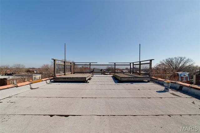 3219 Iowa Avenue, St Louis, MO 63118