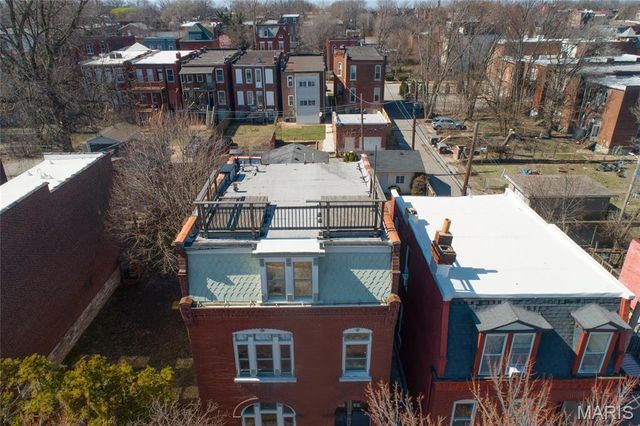 3219 Iowa Avenue, St Louis, MO 63118