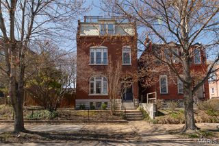 3219 Iowa Avenue, St Louis, MO 63118