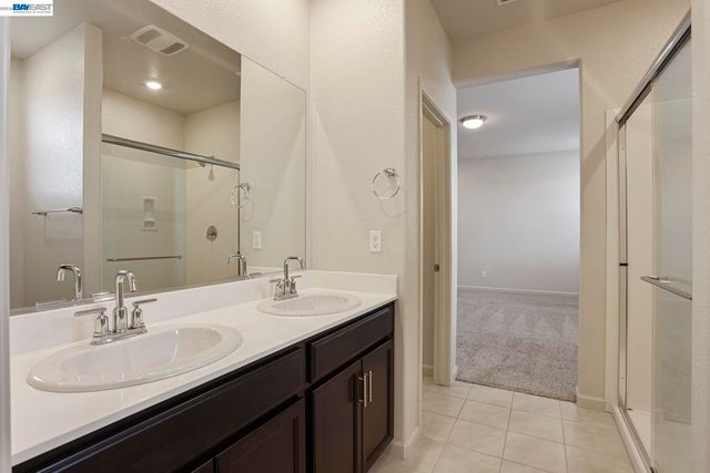 3046 Tinsley St, Manteca, CA 95337