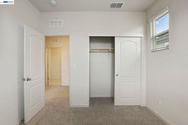 3046 Tinsley St, Manteca, CA 95337