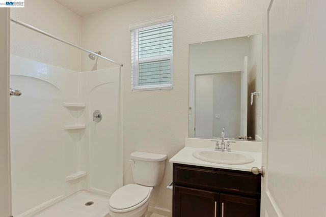 3046 Tinsley St, Manteca, CA 95337