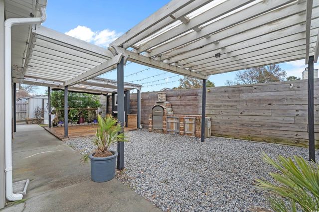 2440 Morlynn Dr., Myrtle Beach, SC 29577