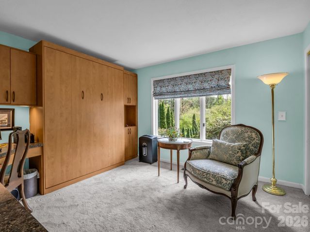 200 Conde Place, Hendersonville, NC 28739