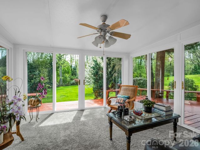 200 Conde Place, Hendersonville, NC 28739