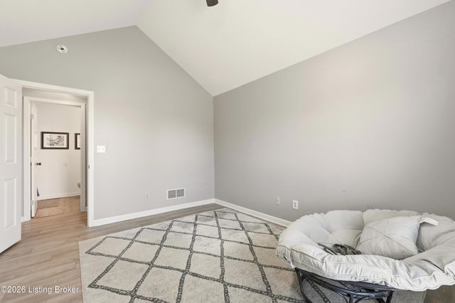 340 Jasper Ln, Mt Washington, KY 40047