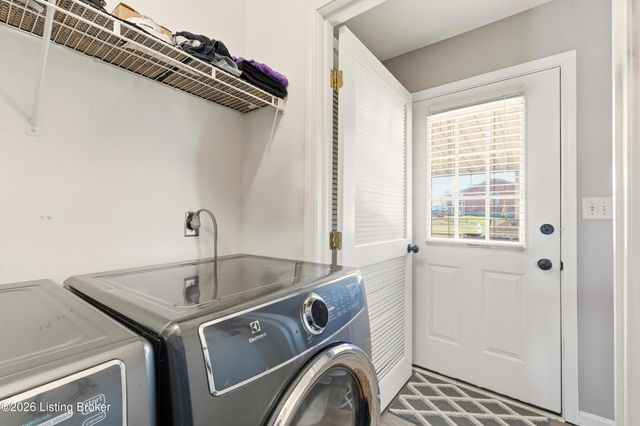 340 Jasper Ln, Mt Washington, KY 40047