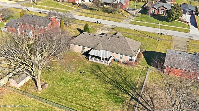 340 Jasper Ln, Mt Washington, KY 40047