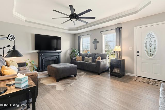 340 Jasper Ln, Mt Washington, KY 40047