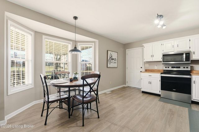 340 Jasper Ln, Mt Washington, KY 40047