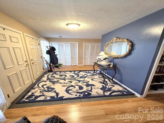 106 E Laurel Lane, Etowah, NC 28729