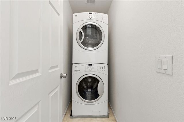 9267 Hollander Avenue, Las Vegas, NV 89148