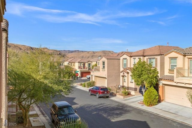 9267 Hollander Avenue, Las Vegas, NV 89148