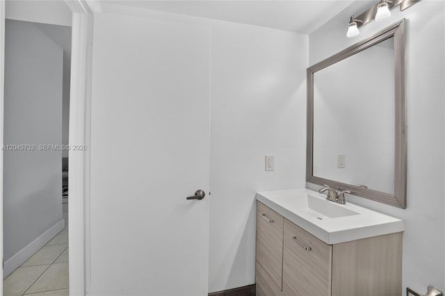 7758 La Mirada Dr 7758, Boca Raton, FL 33433