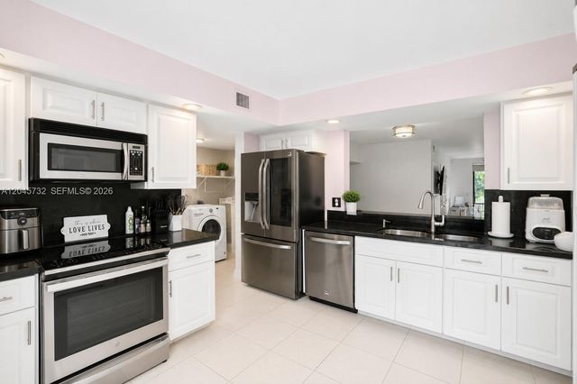7758 La Mirada Dr 7758, Boca Raton, FL 33433
