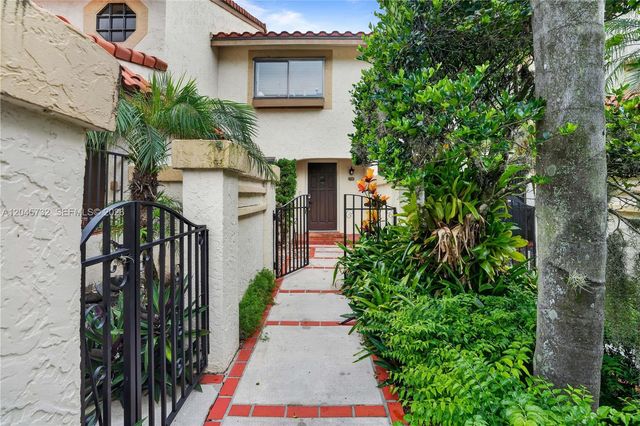 7758 La Mirada Dr 7758, Boca Raton, FL 33433