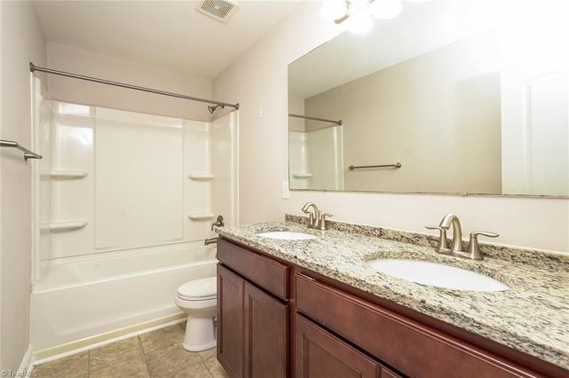 2633 Chari Park Lane, Walkertown, NC 27051