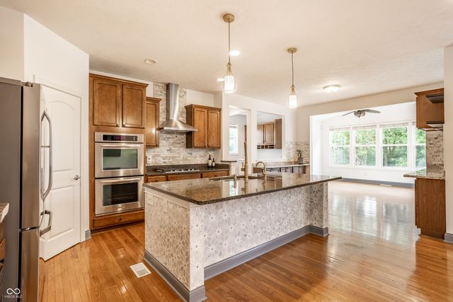 6523 Paddle Drive, Carmel, IN 46033