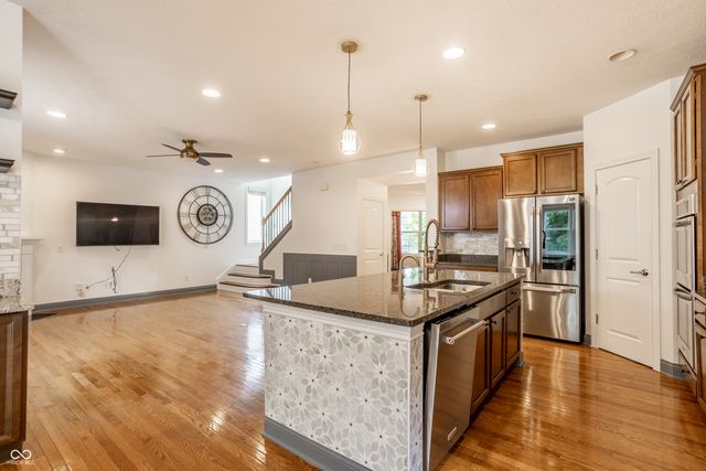 6523 Paddle Drive, Carmel, IN 46033