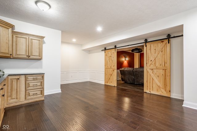 6523 Paddle Drive, Carmel, IN 46033