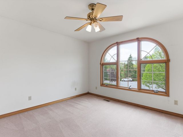 3172 Pine Tree Court, Waterford Twp, MI 48329