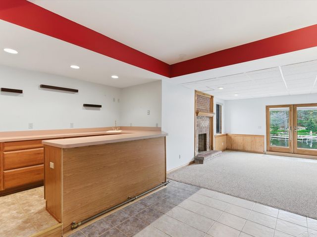 3172 Pine Tree Court, Waterford Twp, MI 48329
