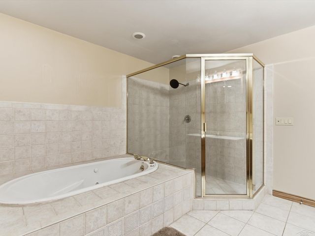 3172 Pine Tree Court, Waterford Twp, MI 48329