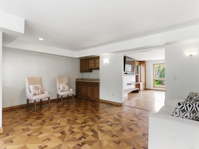 3172 Pine Tree Court, Waterford Twp, MI 48329