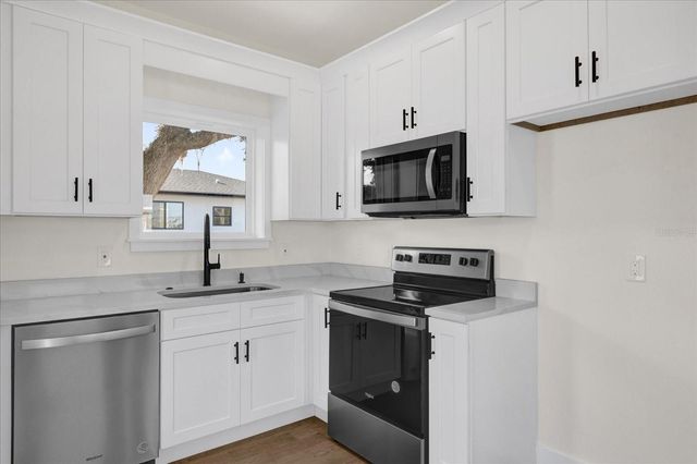 4401 ROCKLEDGE ROAD, Orlando, FL 32807