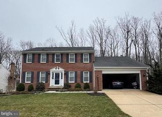 5911 OAKLAND PARK DR, Burke, VA 22015
