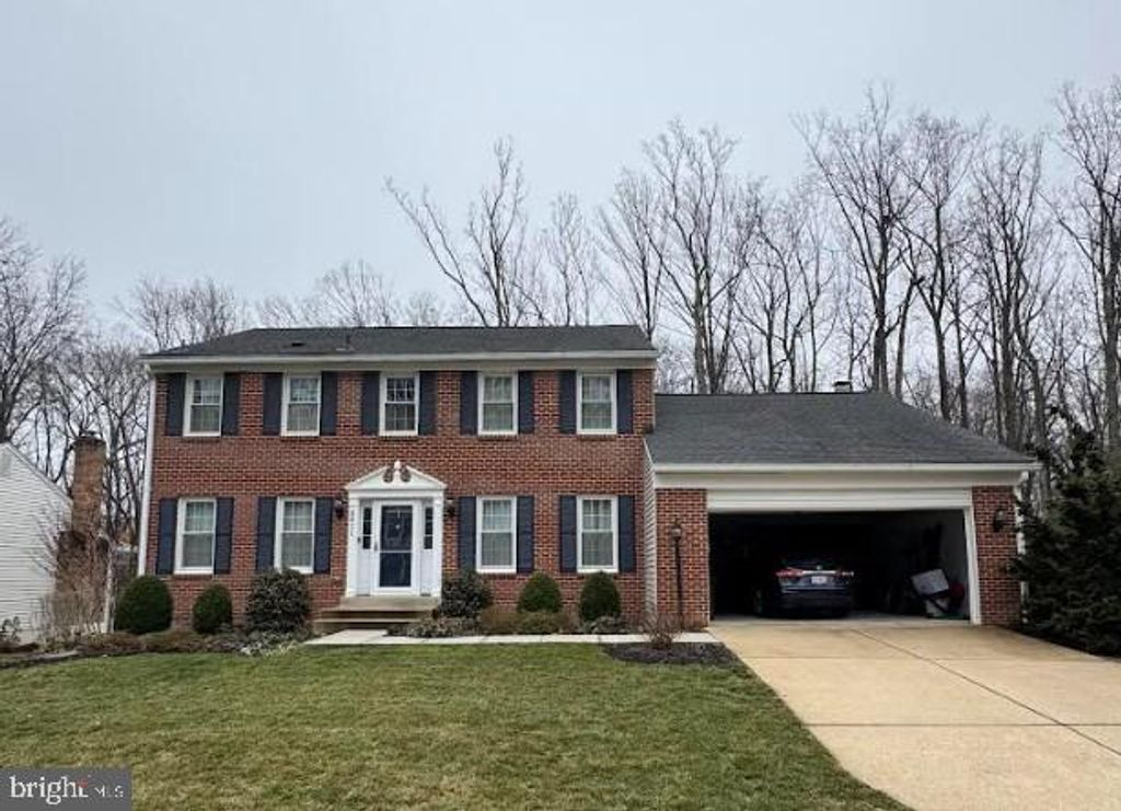 5911 OAKLAND PARK DR, Burke, VA 22015