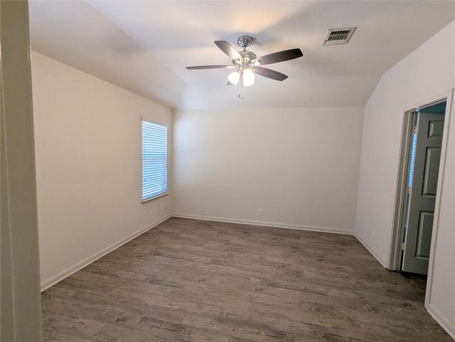 129 Park LN, San Marcos, TX 78666