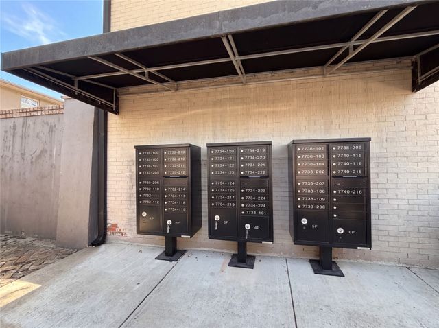 7734 Meadow Road 223, Dallas, TX 75230