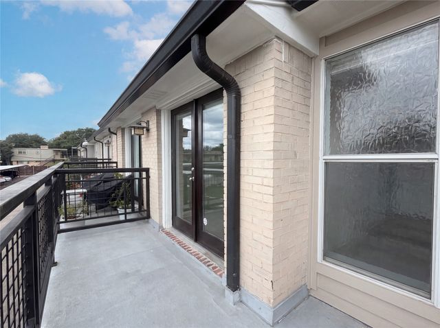 7734 Meadow Road 223, Dallas, TX 75230