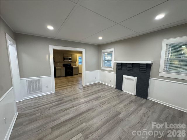 408 E 3rd Avenue, Gastonia, NC 28054