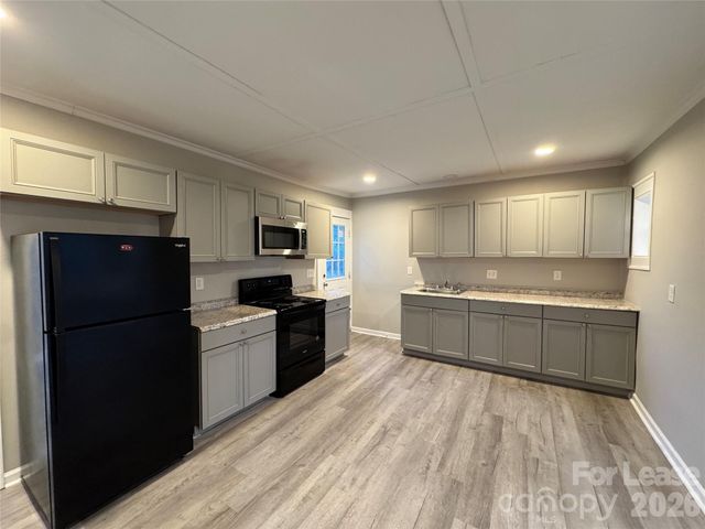 408 E 3rd Avenue, Gastonia, NC 28054