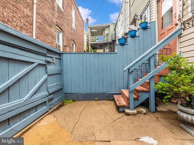 2700 SAINT PAUL STREET, Baltimore, MD 21218