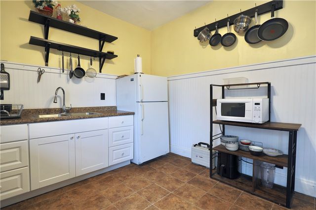 1707 Locust St 2, Downtown Pgh, PA 15219