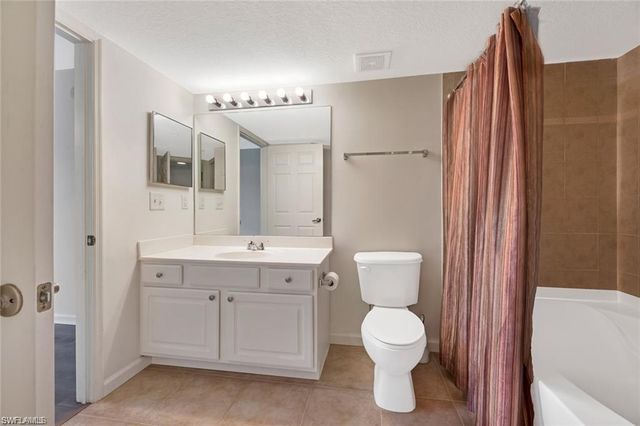 4122 Residence DR 119, Fort Myers, FL 33901