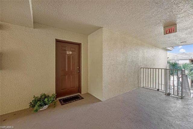 4122 Residence DR 119, Fort Myers, FL 33901